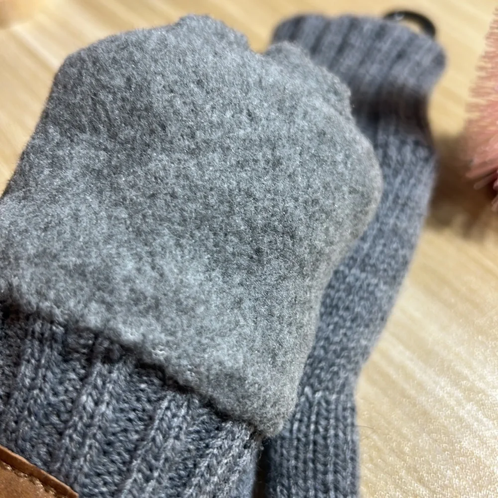 Double layered gloves for kids